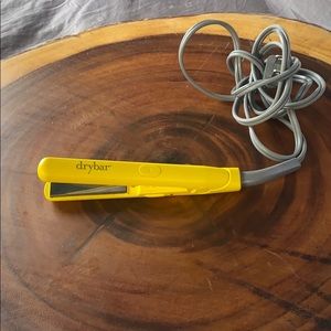 Straightening Iron - DryBar Tiny Tress Press